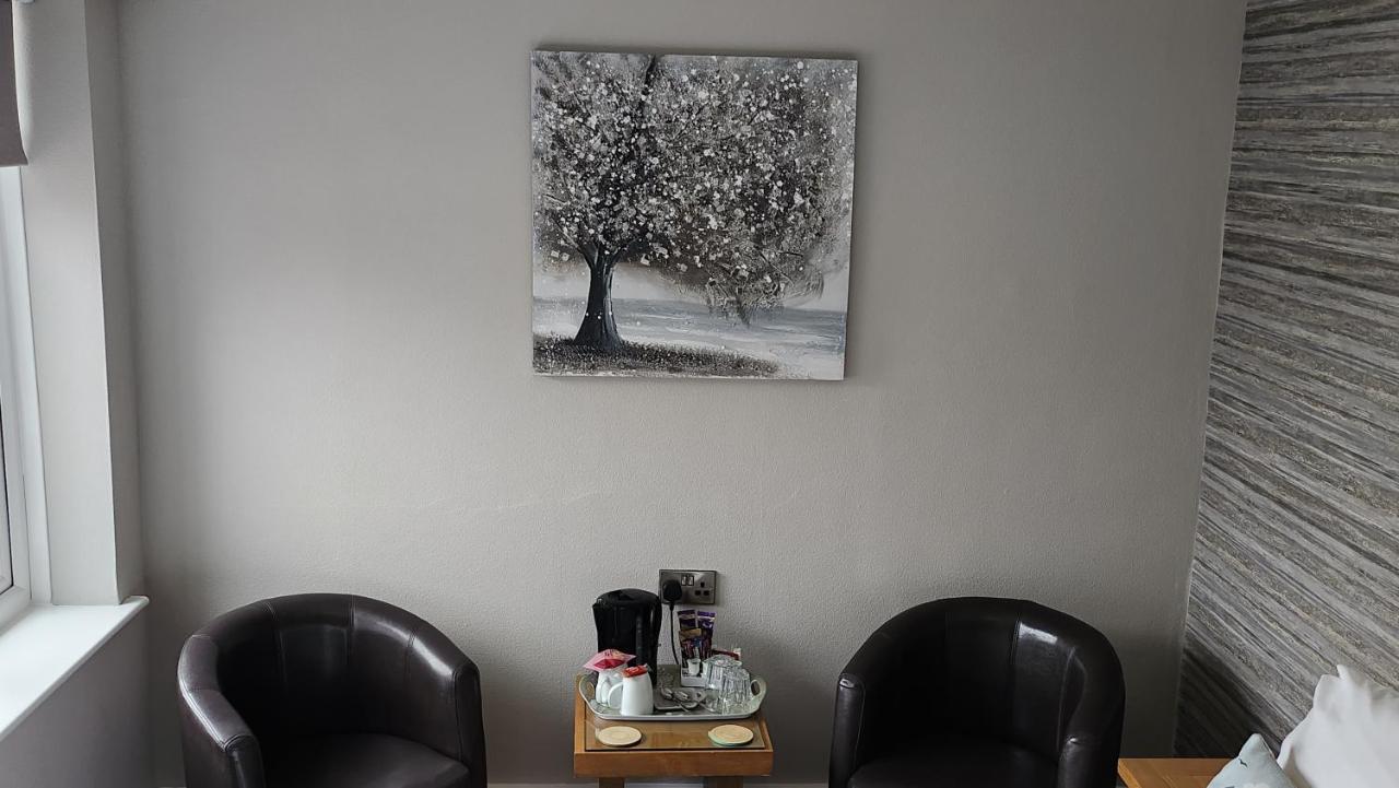 Morningside Hotel *